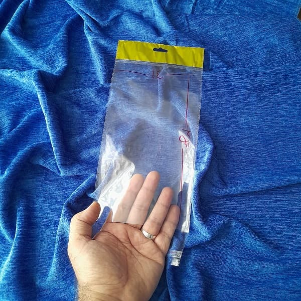 سلفون لب چسب دار آویز رگالی سایز ۱۴x۲۵ سانتی متر