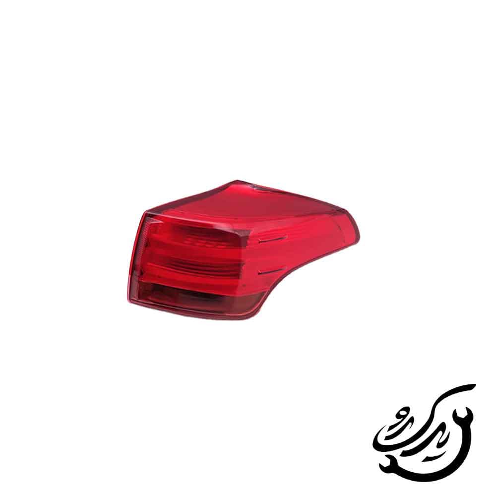 چراغ خطر گلگیر عقب راست تویوتا راوفور RAV4 — تصویر ۲