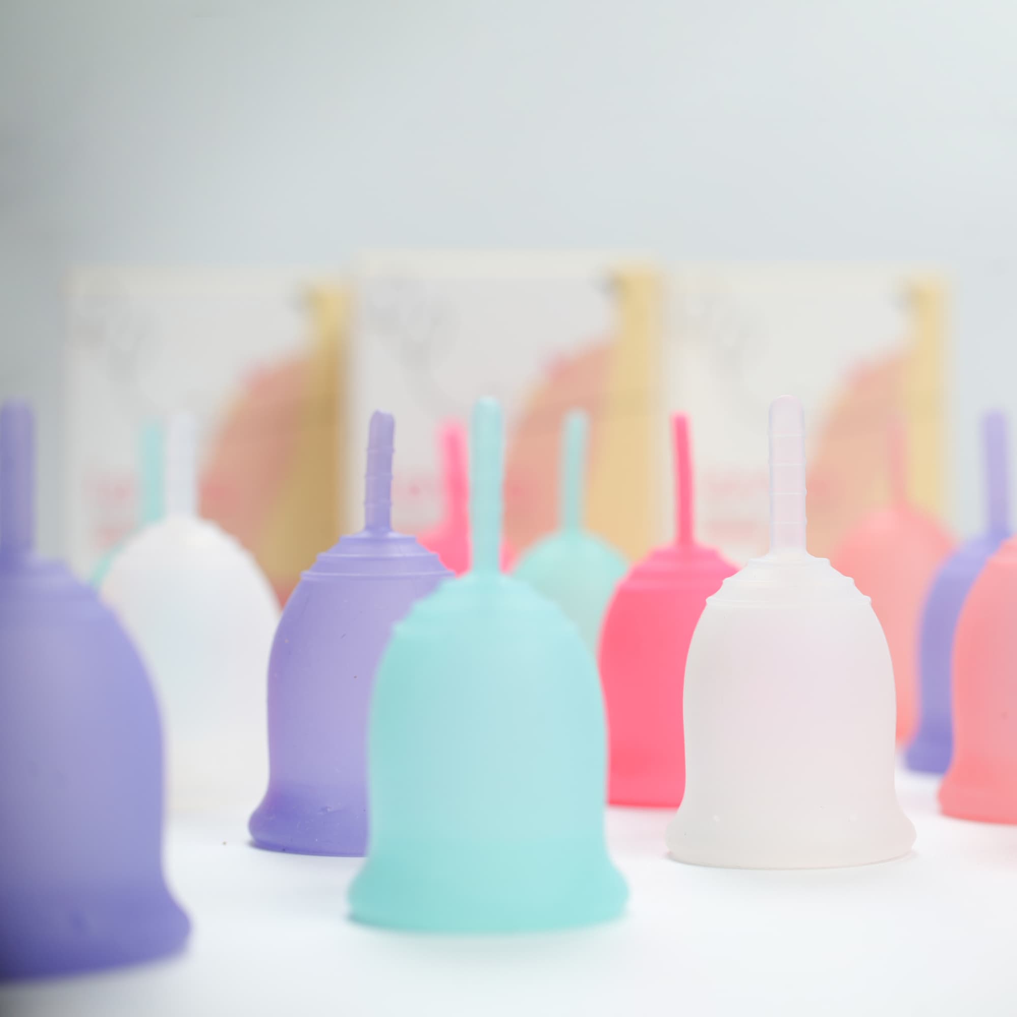 کاپ قاعدگی لیوا فارما مدل Sensitive سایز متوسط — تصویر ۷