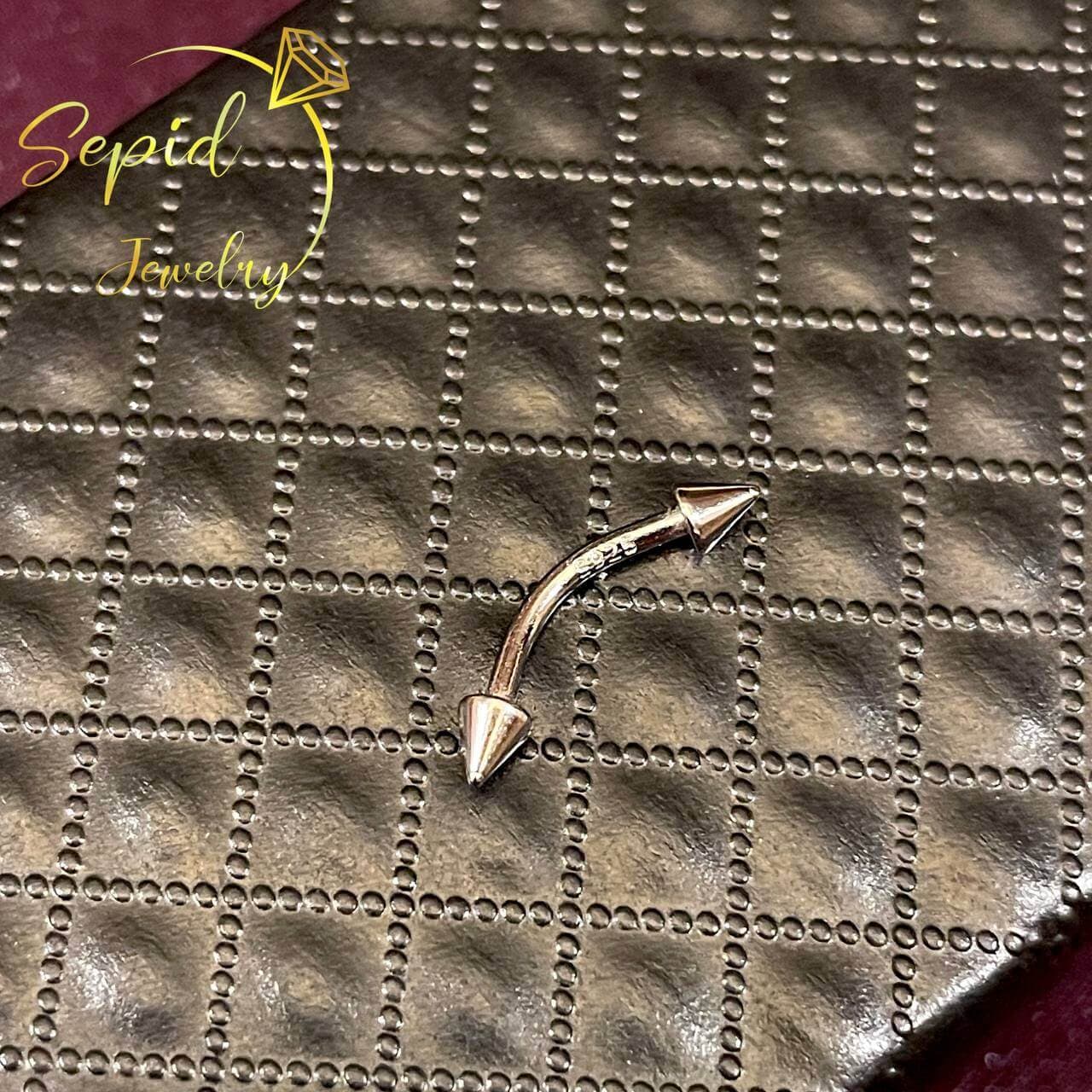 پیرسینگ نقره چند منظوره دو سر مخروط منحنی — تصویر ۲