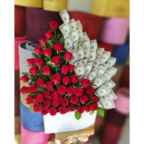گل و هدیه برای نگهبان فروشگاه pe159