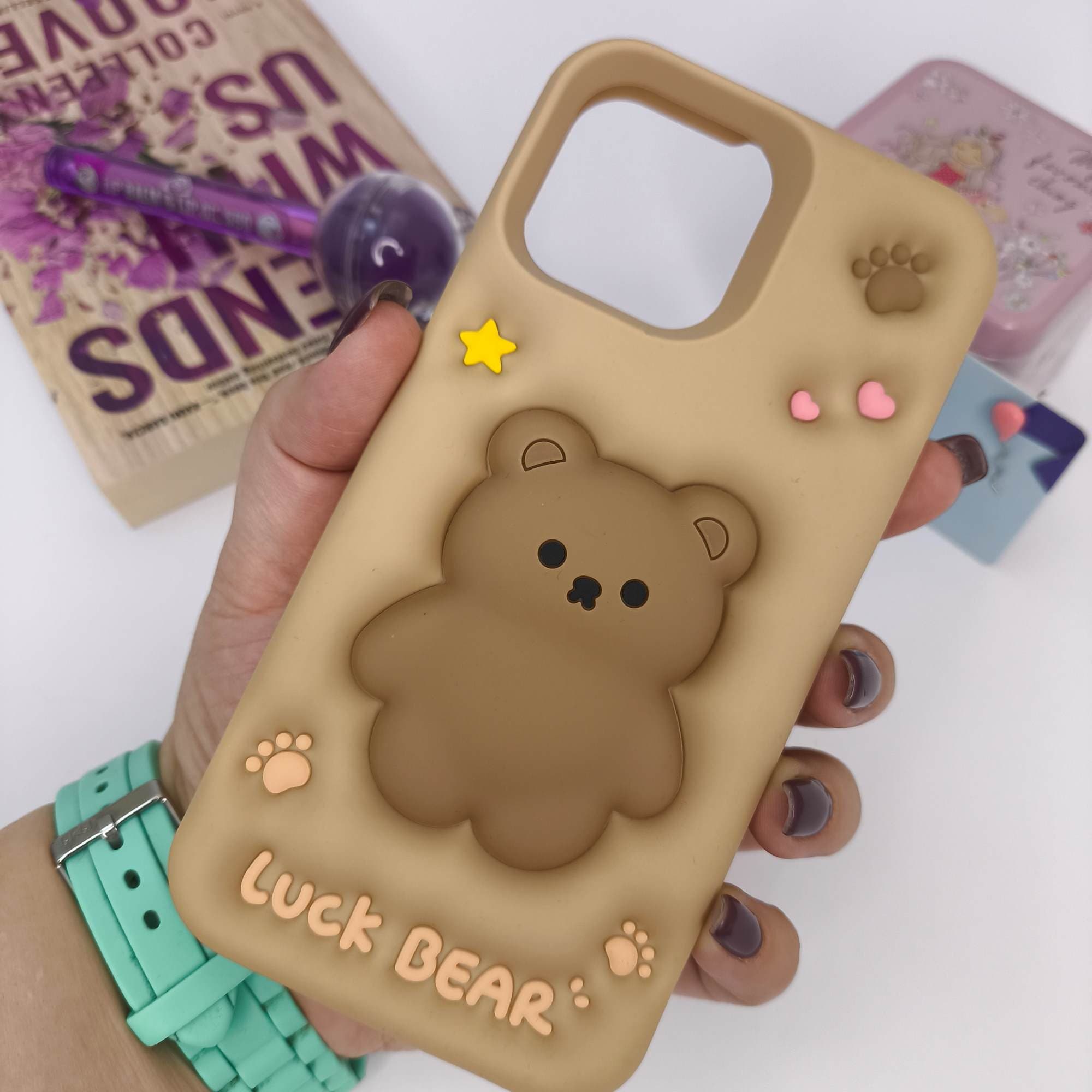 کاور Luck Bear (خرس برجسته) آیفون — تصویر ۴