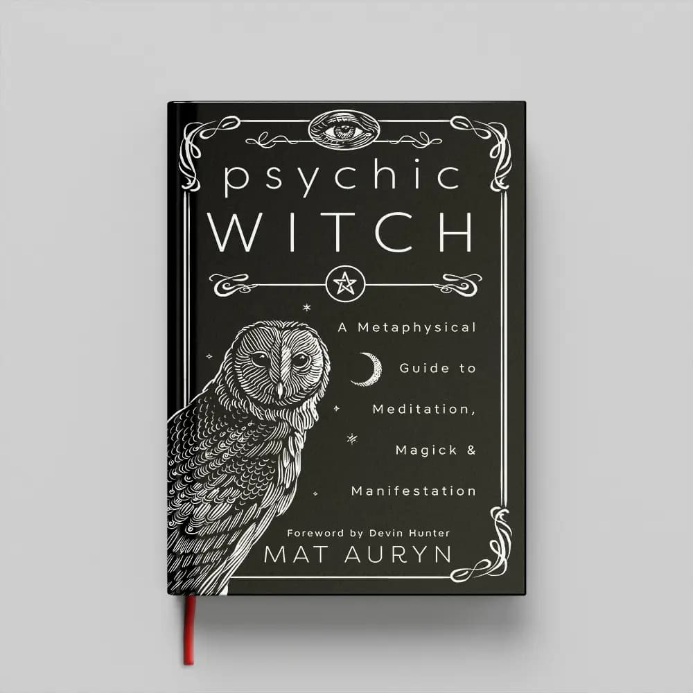 کتاب Psychic Witch جلد سخت (HARDCOVER) — تصویر ۲