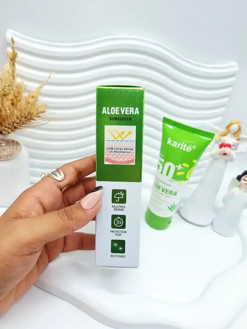 ضد آفتاب بی رنگ آلوئه ورا کاریته KARITE SPF50 — تصویر ۴