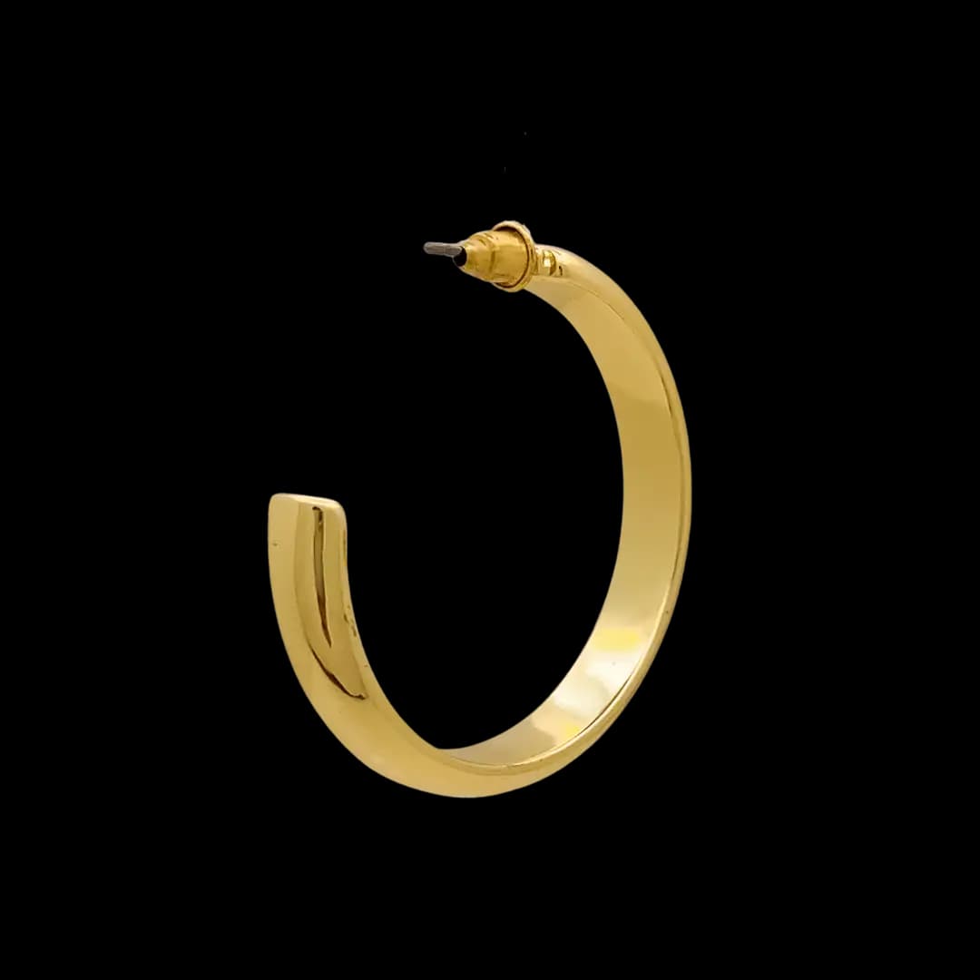 گوشواره نیمحلقه ضخیم طلایی (Chunky Half-Hoop Stud Earrings) — تصویر ۳
