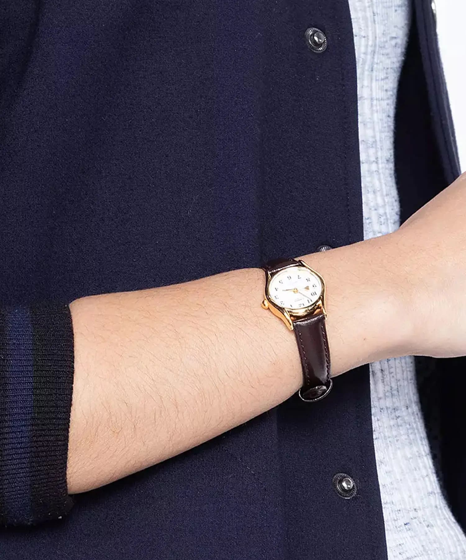 ساعت مچی کاسیو مدل Casio-W-LTP-1094Q-7B5RDF — تصویر ۷