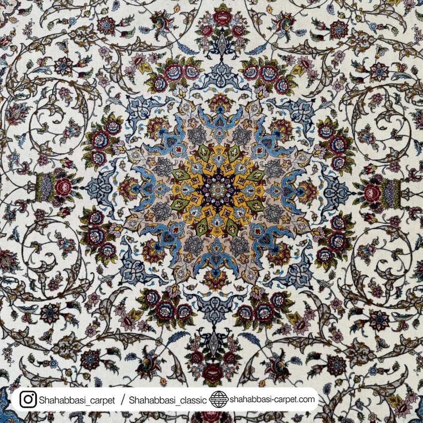فرش ابریشم کد 188 کرم — تصویر ۳