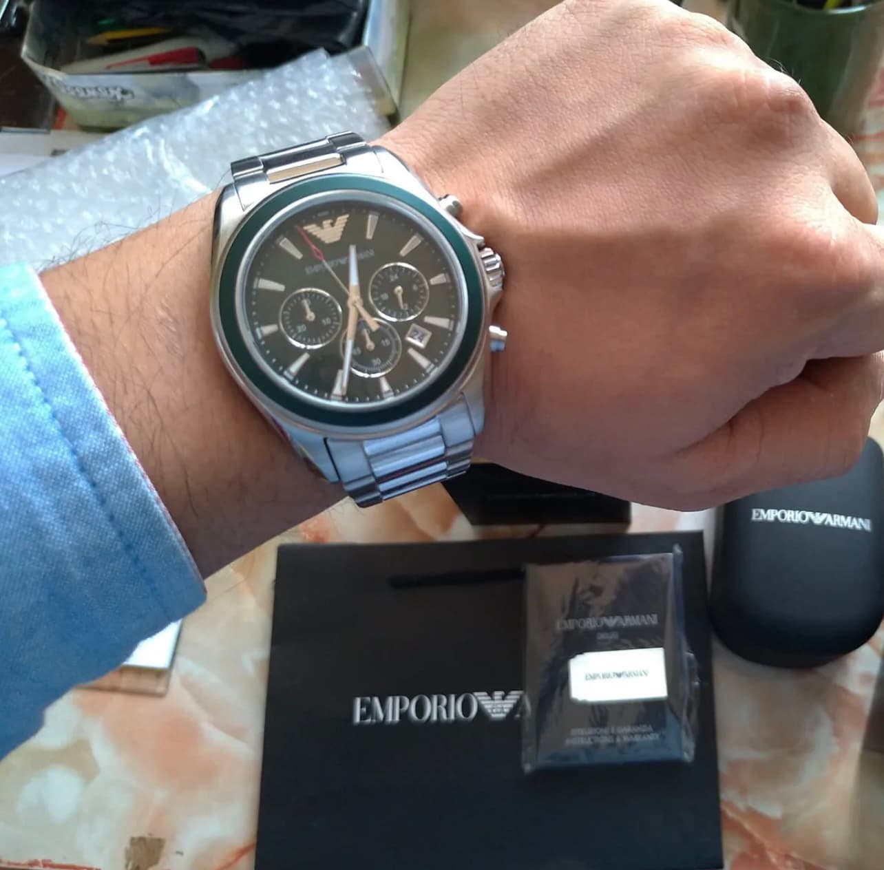 ساعت مچی مردانه کرنوگراف با صفحه سبز و بند استیل نقره‌ای Emporio Armani مدل AR6090 — تصویر ۶