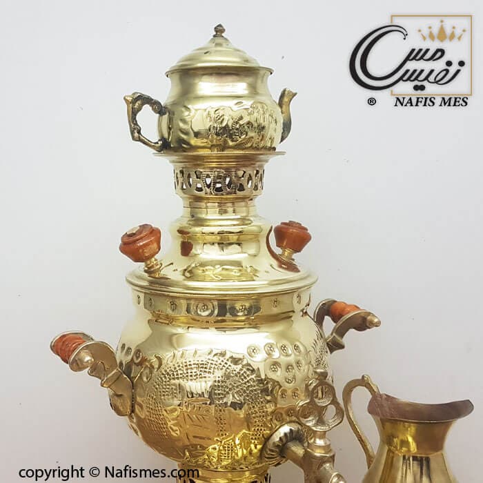 سماور برنجی ذغالی یک لیتری قلم طرح هخامنشی — تصویر ۳