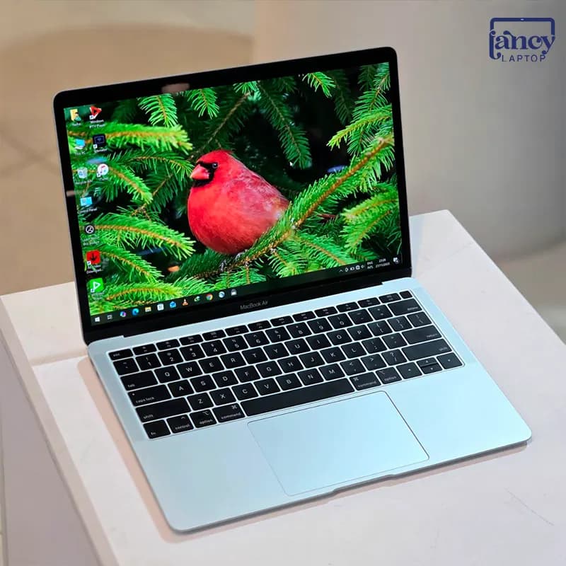 لپ تاپ استوک 13.3 اینچی اپل MacBook Air 2018 Core i5 16GB 512GB SSD Intel UHD Graphics 617 Retina — تصویر ۶