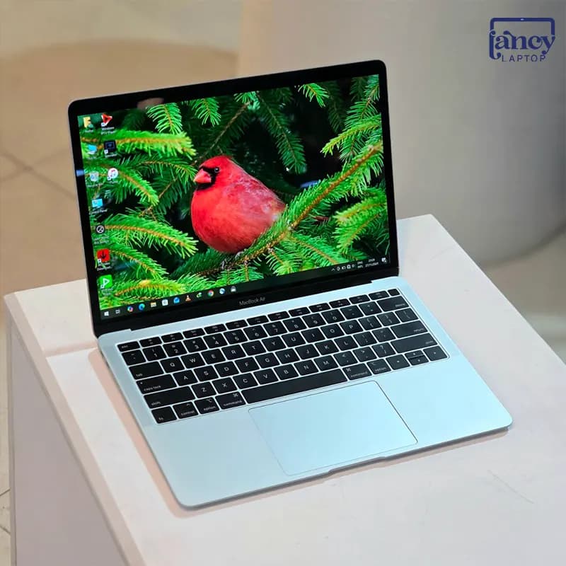 لپ تاپ استوک 13.3 اینچی اپل MacBook Air 2018 Core i5 16GB 512GB SSD Intel UHD Graphics 617 Retina — تصویر ۴