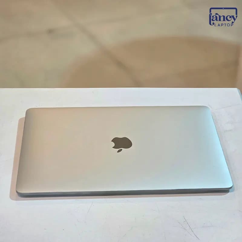 لپ تاپ استوک 13.3 اینچی اپل MacBook Air 2018 Core i5 16GB 512GB SSD Intel UHD Graphics 617 Retina — تصویر ۷