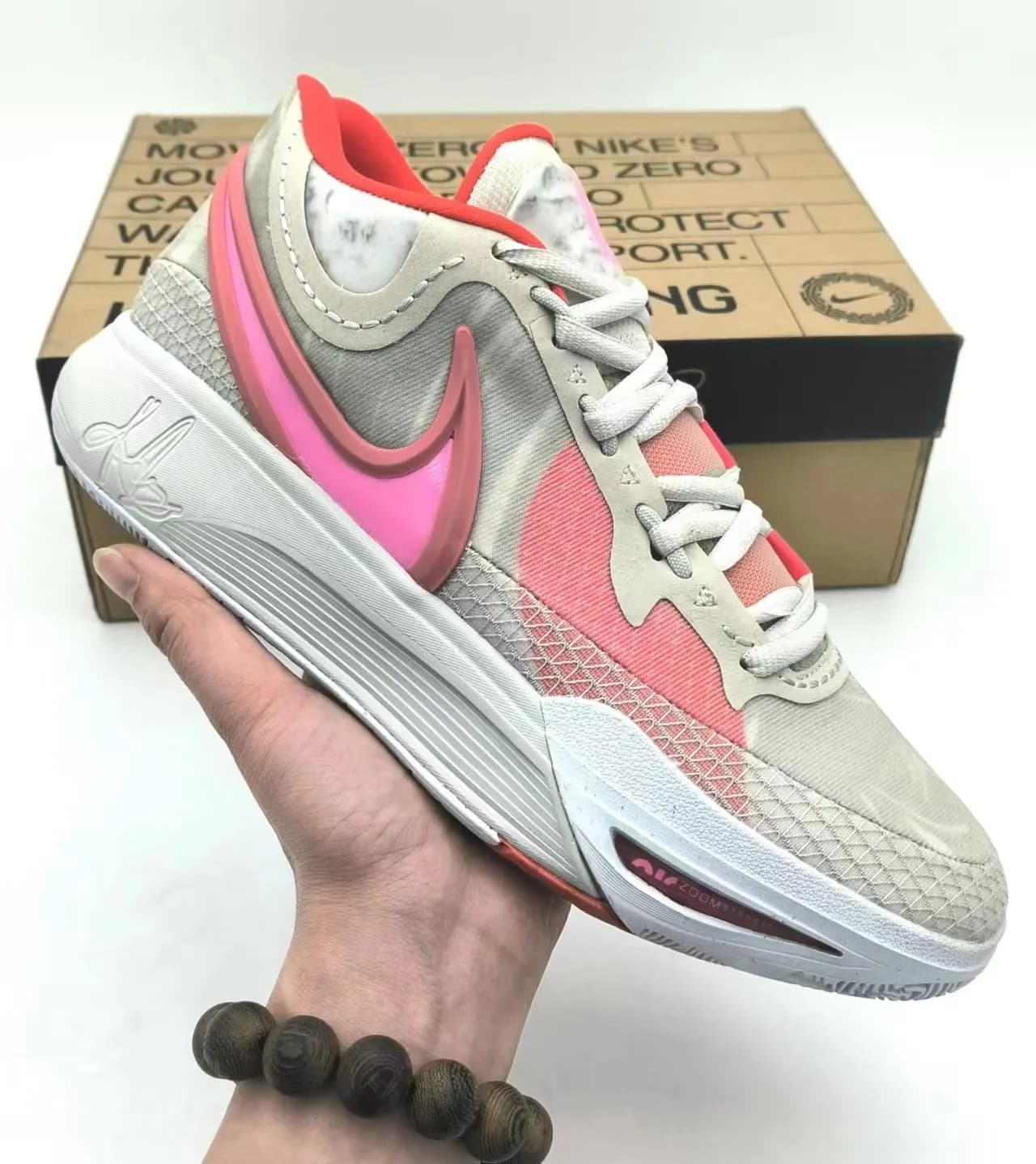کفش بسکتبال نایکی کایری 8 / Nike Kyrie 8 — تصویر ۴