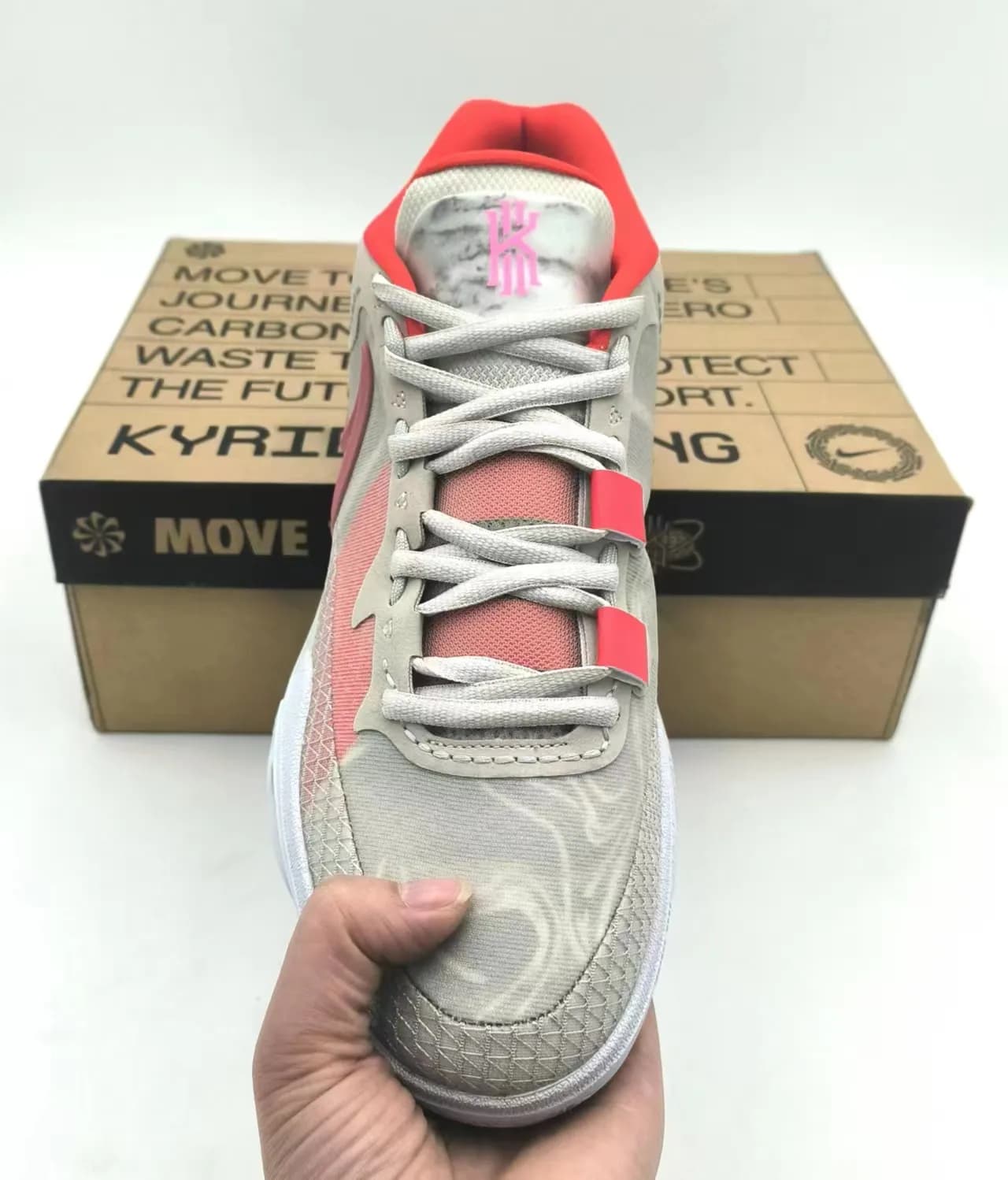 کفش بسکتبال نایکی کایری 8 / Nike Kyrie 8 — تصویر ۸