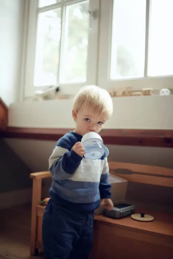 شیشه شیر دسته دار اونت 150 میل نچرال AVENT — تصویر ۴