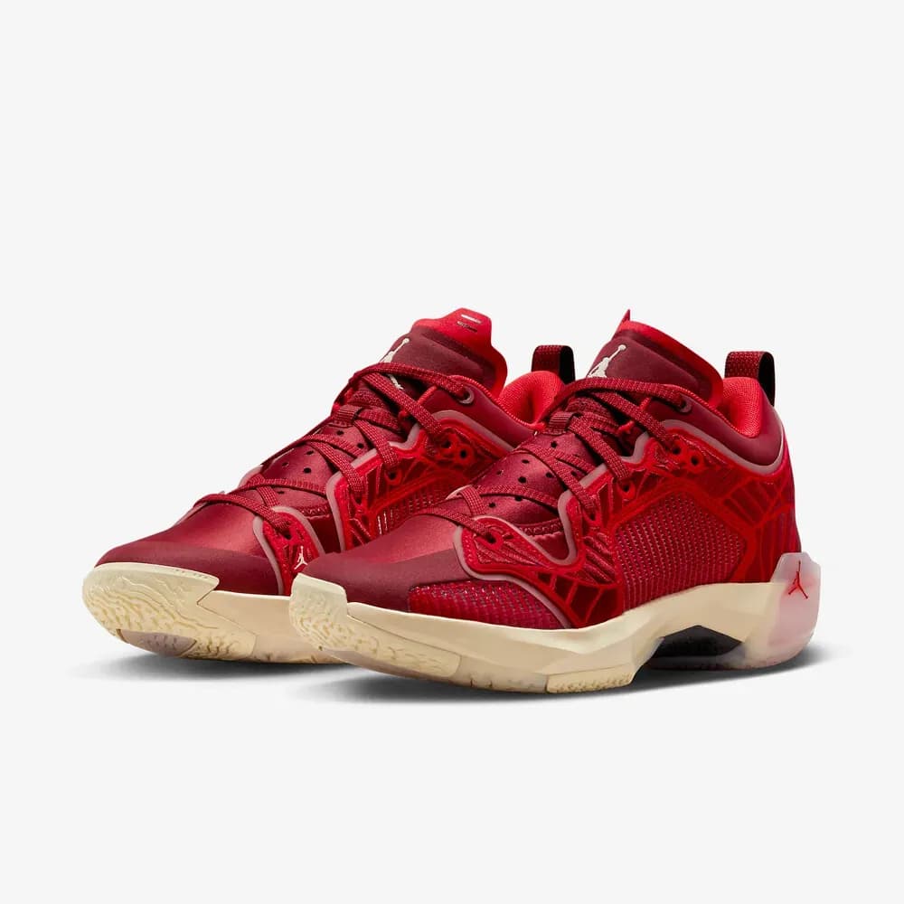 کفش بسکتبال جردن Air Jordan 37 Low — تصویر ۶