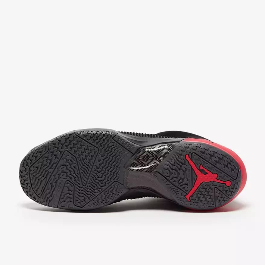 کفش بسکتبال جردن Air Jordan 37 Low — تصویر ۵