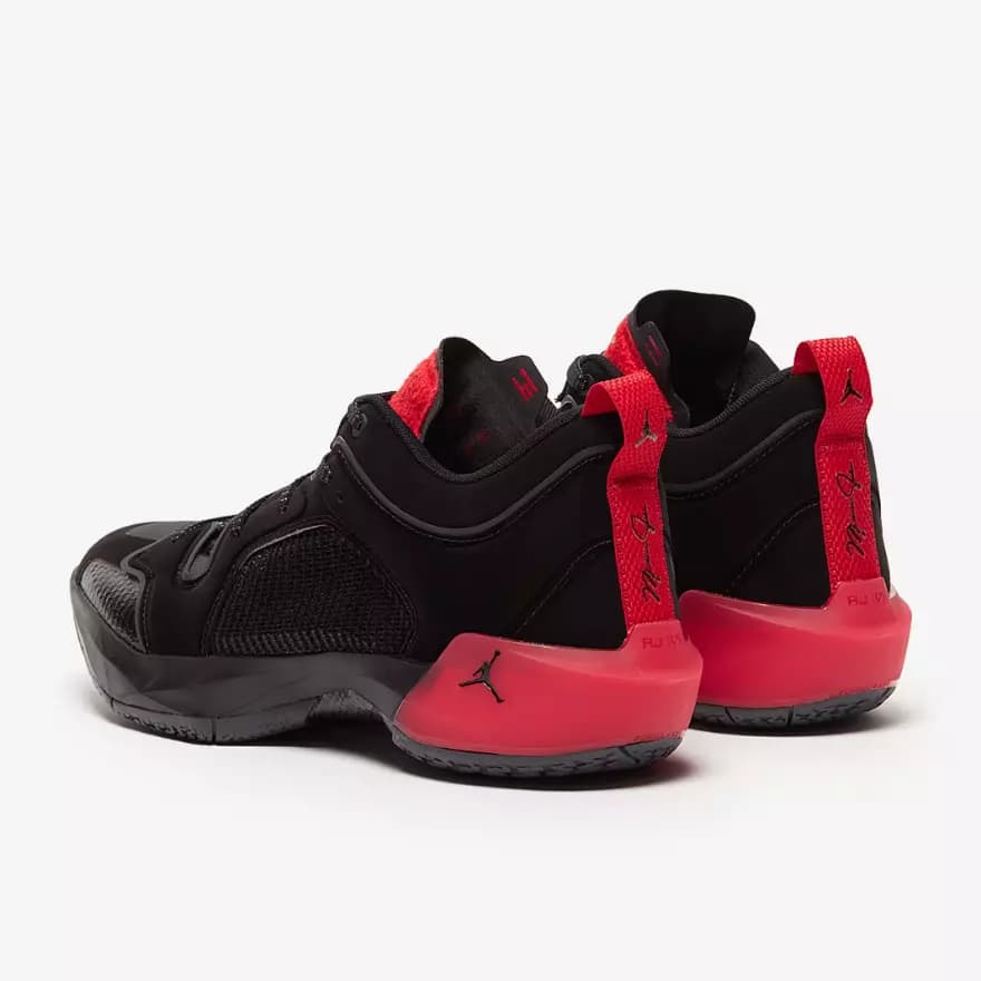 کفش بسکتبال جردن Air Jordan 37 Low — تصویر ۴