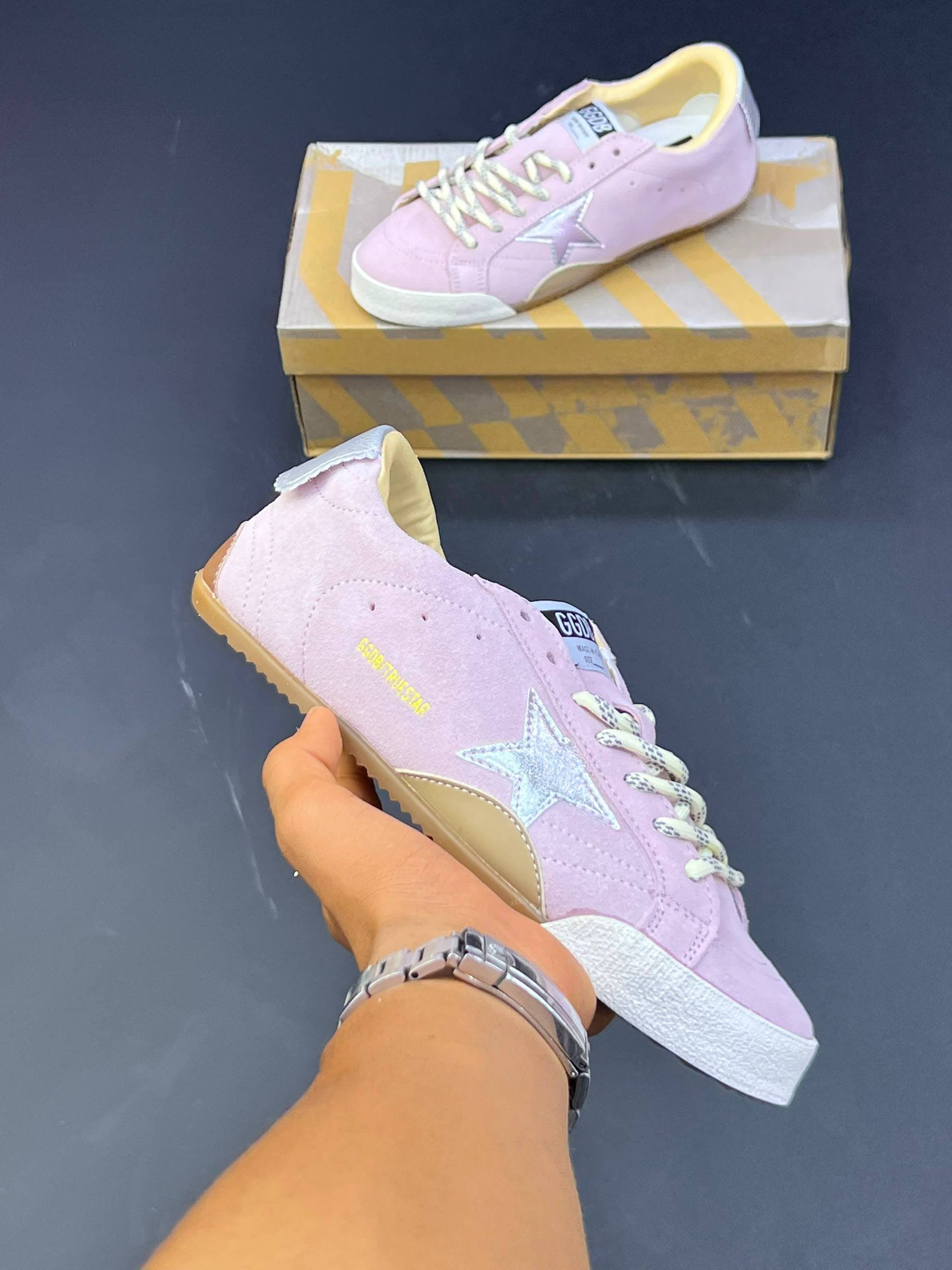 کفش کتونی زنانه گلدن گوس (کیفیت مستر) Golden Goose TrueStar pastel pink — تصویر ۲