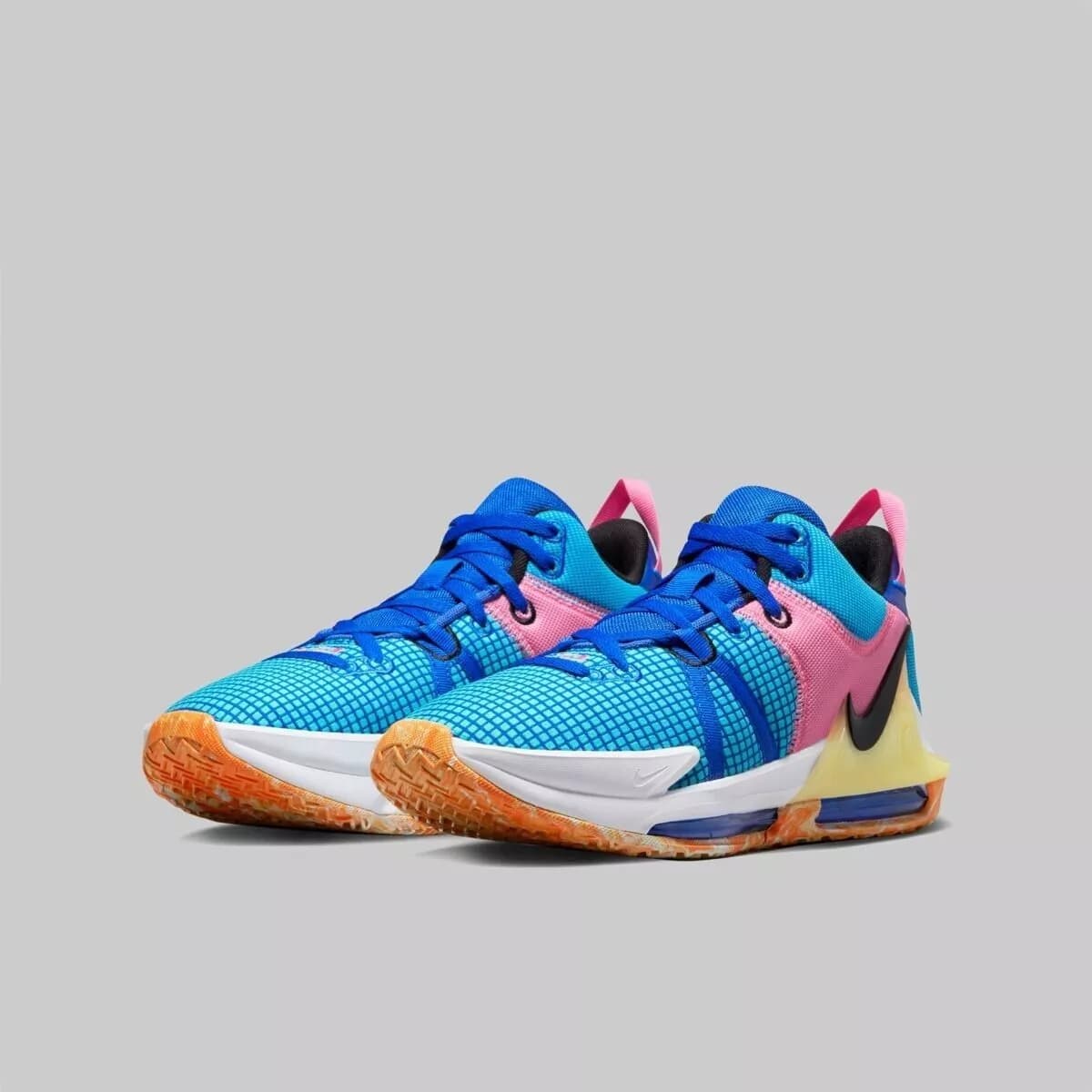 کفش بسکتبال نایکی لبرون ویتنس – Lebron Witness 7 — تصویر ۳
