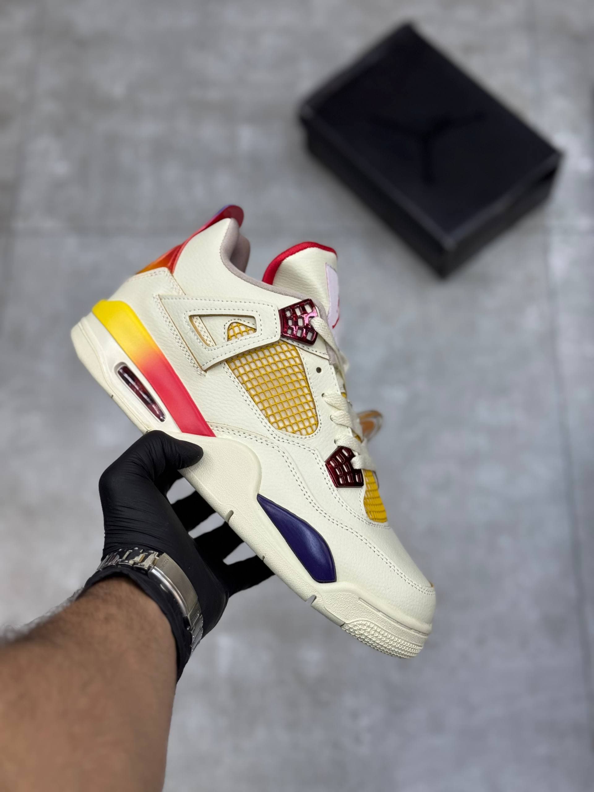 کفش کتونی مردانه ایر جردن 4 رترو Air Jordan 4 x J Balvin Medellín Sunset