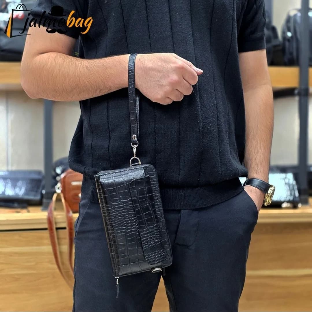 کیف دستی و دوشی چرم طبیعی ظفر دارای بند مچی و بند بلند قابل تنظیم — تصویر ۲