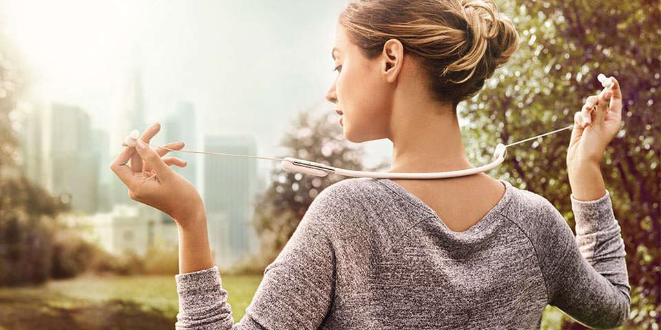 هندزفری بلوتوثی و رم خور دورگردنی Samsung U Flex UN03 — تصویر ۲