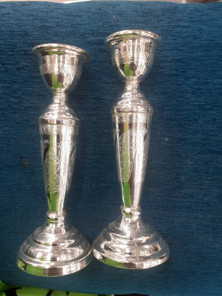 شمعدان تک شاخه