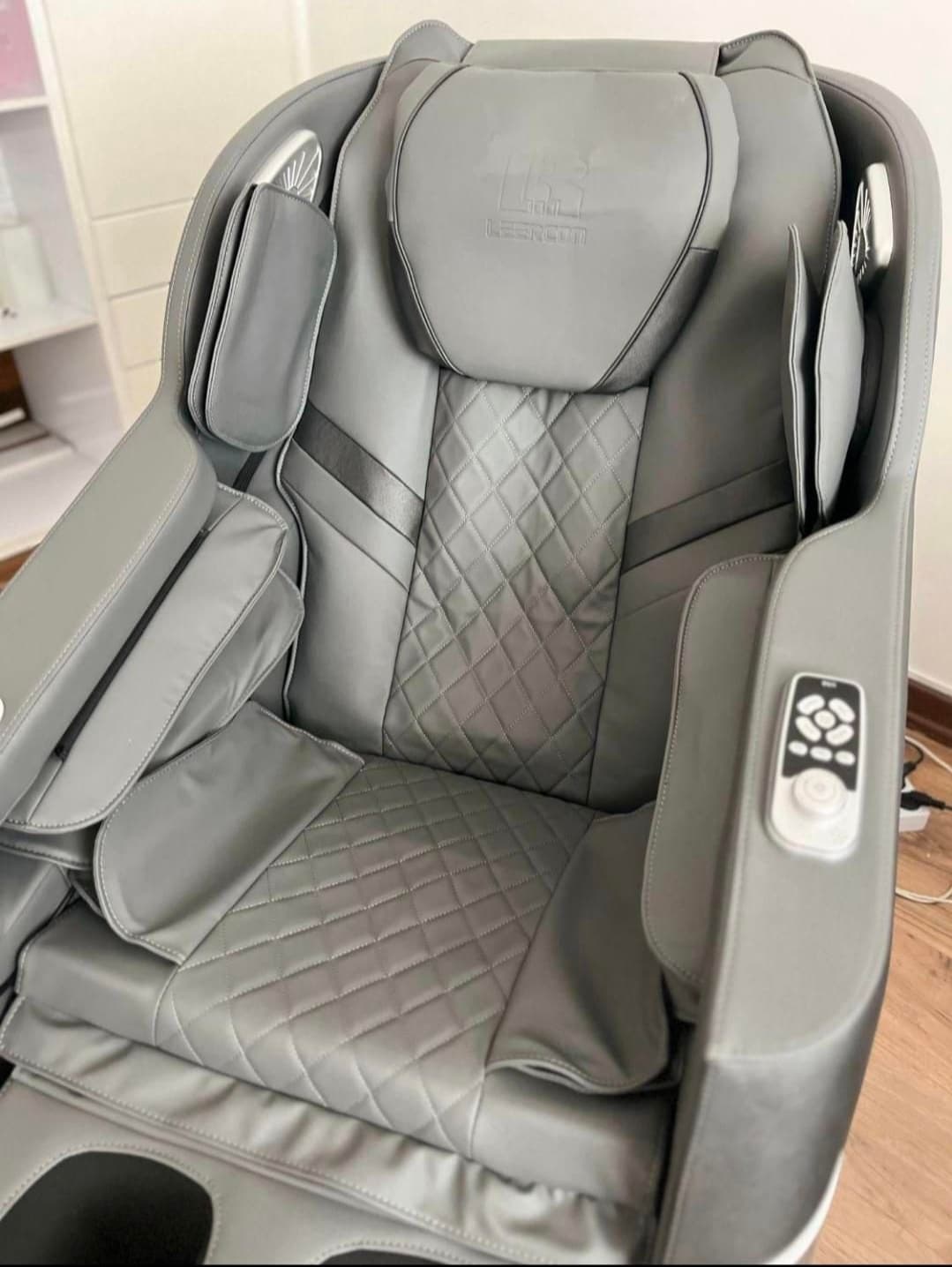 و فروش صندلی ماساژ لیرکن برند مدشاپ ماساژور مدل LEK-988L17 Leercon massage chair LEK-988L17 — تصویر ۷