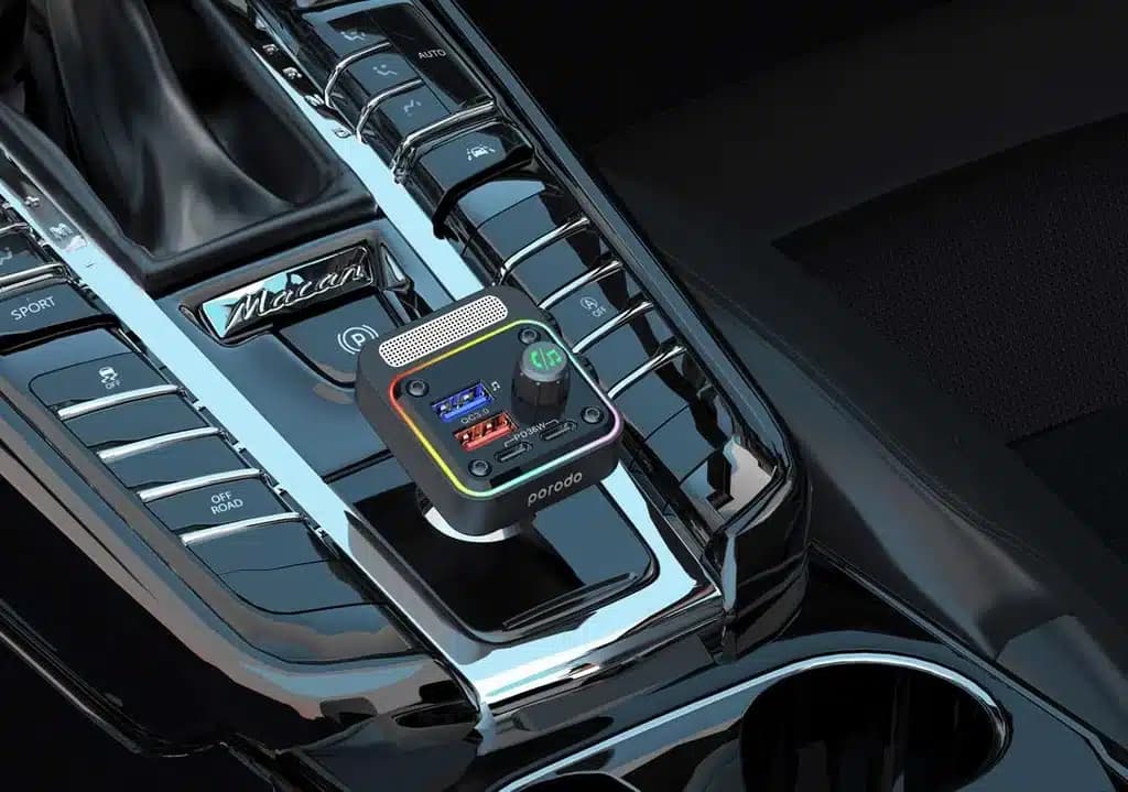 شارژر فندکی و پخش کننده بلوتوث پرودو Porodo Quick-Charge FM Car Charger ( Dual USB-C & USB-A ) — تصویر ۳