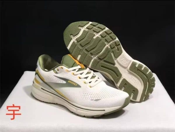 کفش بروکس گاست brooks ghost 15 — تصویر ۳