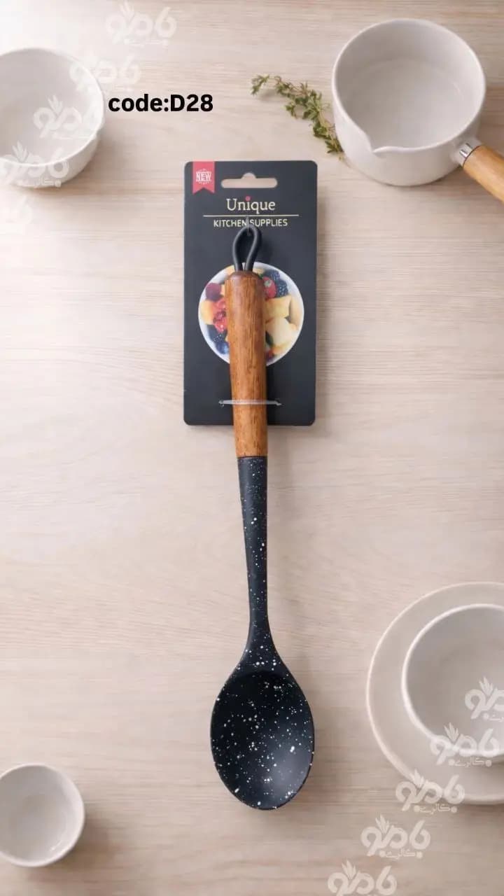 قاشق سیلیکونی دسته چوب موموD28 — تصویر ۳