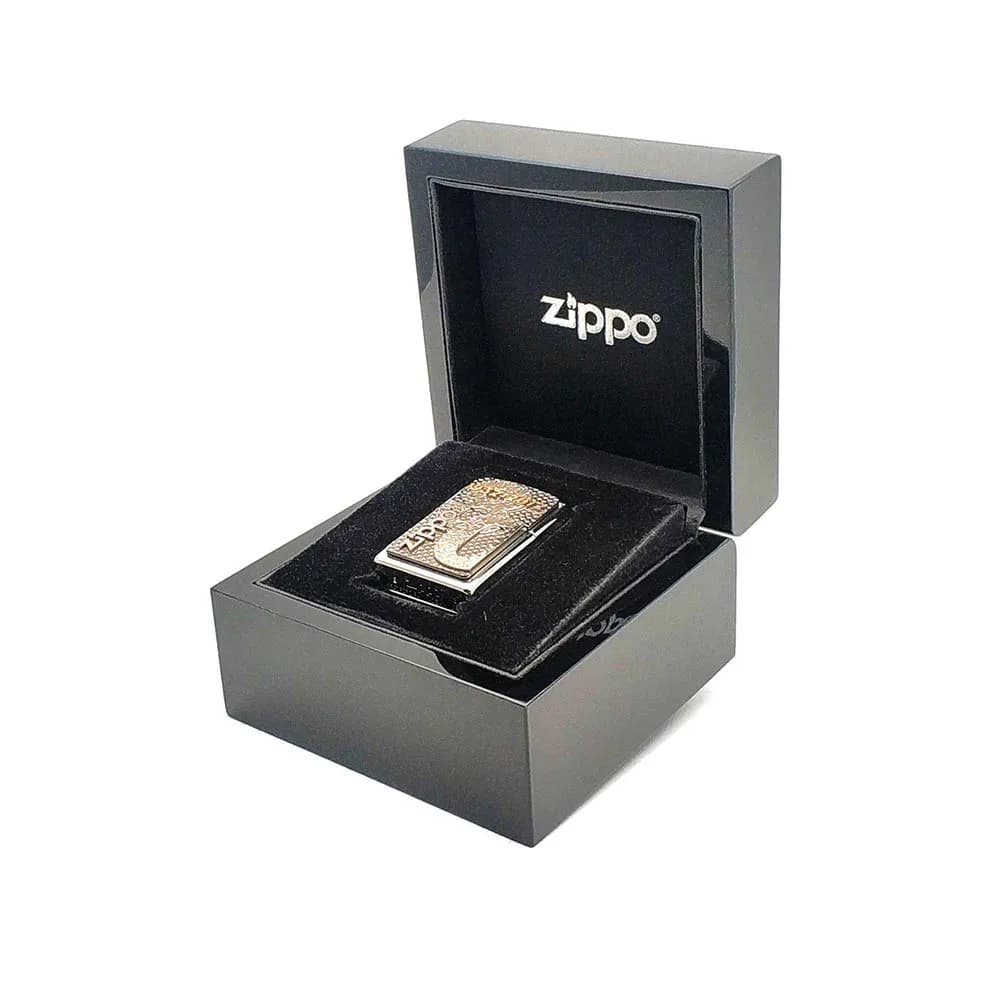 فندک زیپو مدل Commemorative 1932-2012 Limited Edition High-Gloss Chrome کد 2003255 — تصویر ۵