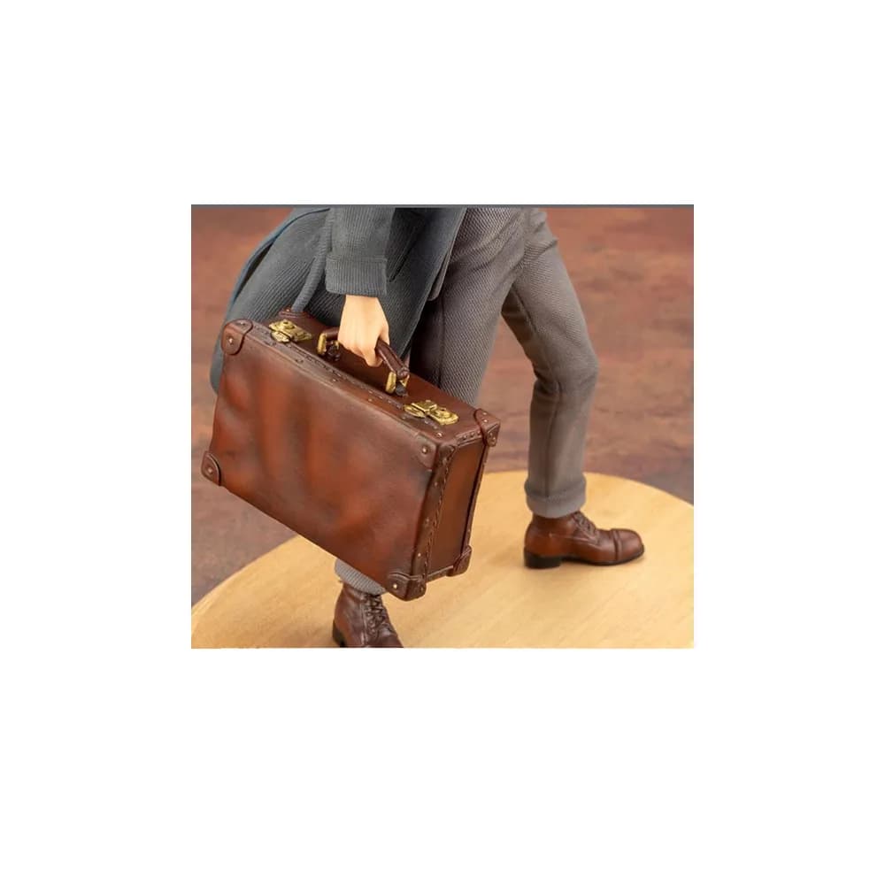 فیگور Scamander از فیلم Fantastic Beast ساخت شرکت Kotobukiya — تصویر ۶