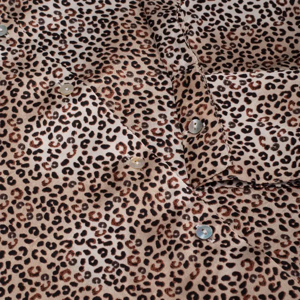 شومیز ساتن طرحدار مدل 10119 — تصویر ۴
