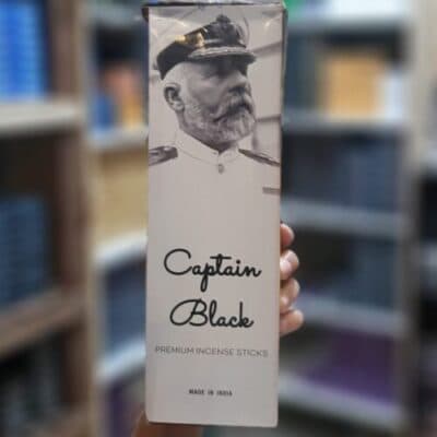 فروش عمده پک 12 بسته ای عود شاخه‌ای کاپتان بلک ( کاپیتان بلک ) Captain black برند اولاس (ULLAS)