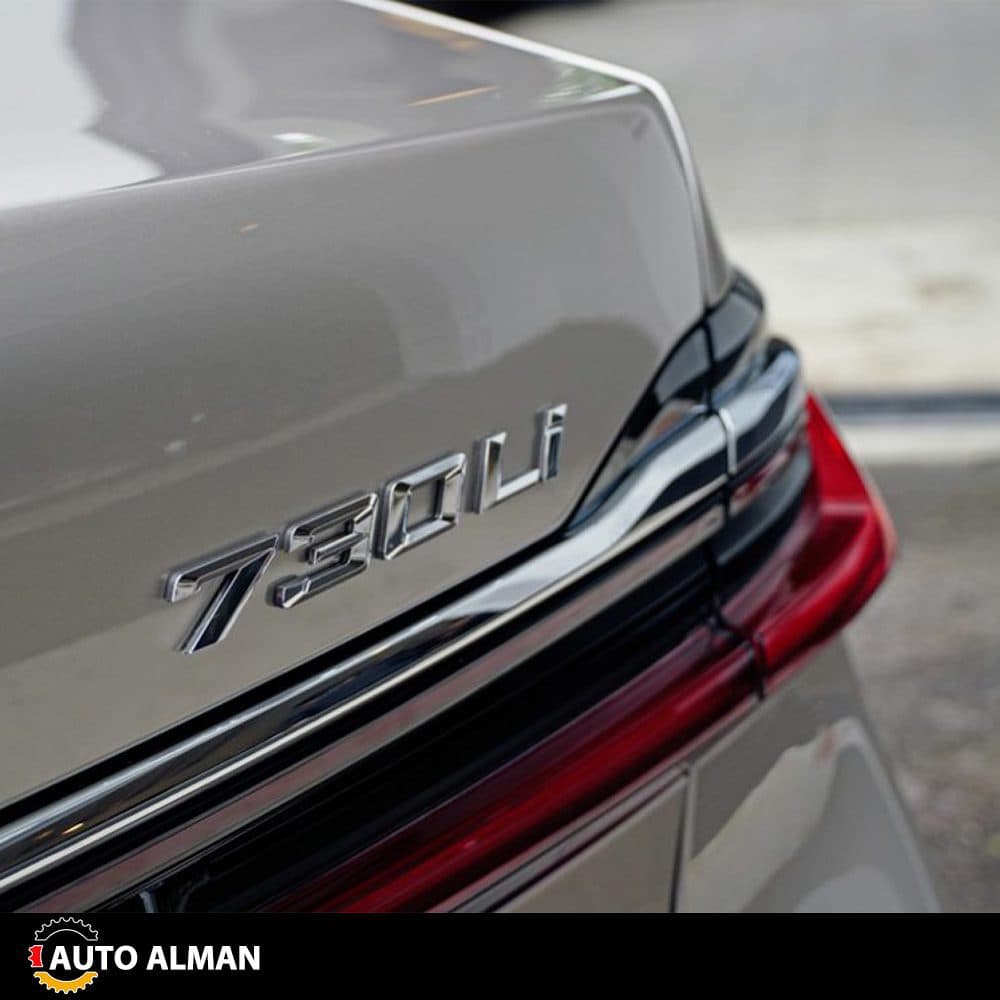 نوشته صندوق BMW 730li — تصویر ۳