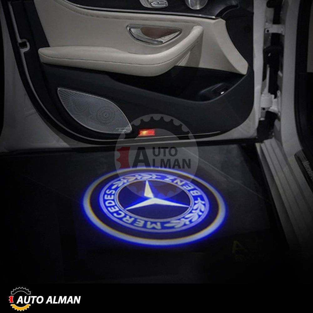 لوگوی زیر درب بنز W204 C class — تصویر ۳