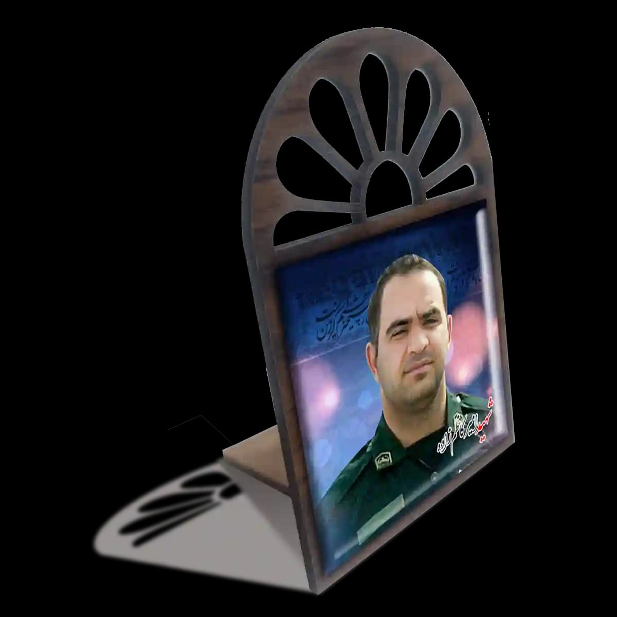 تندیس کاشی پنجره ای شهید امیر کاظم زاده مدل 2Z90 — تصویر ۴
