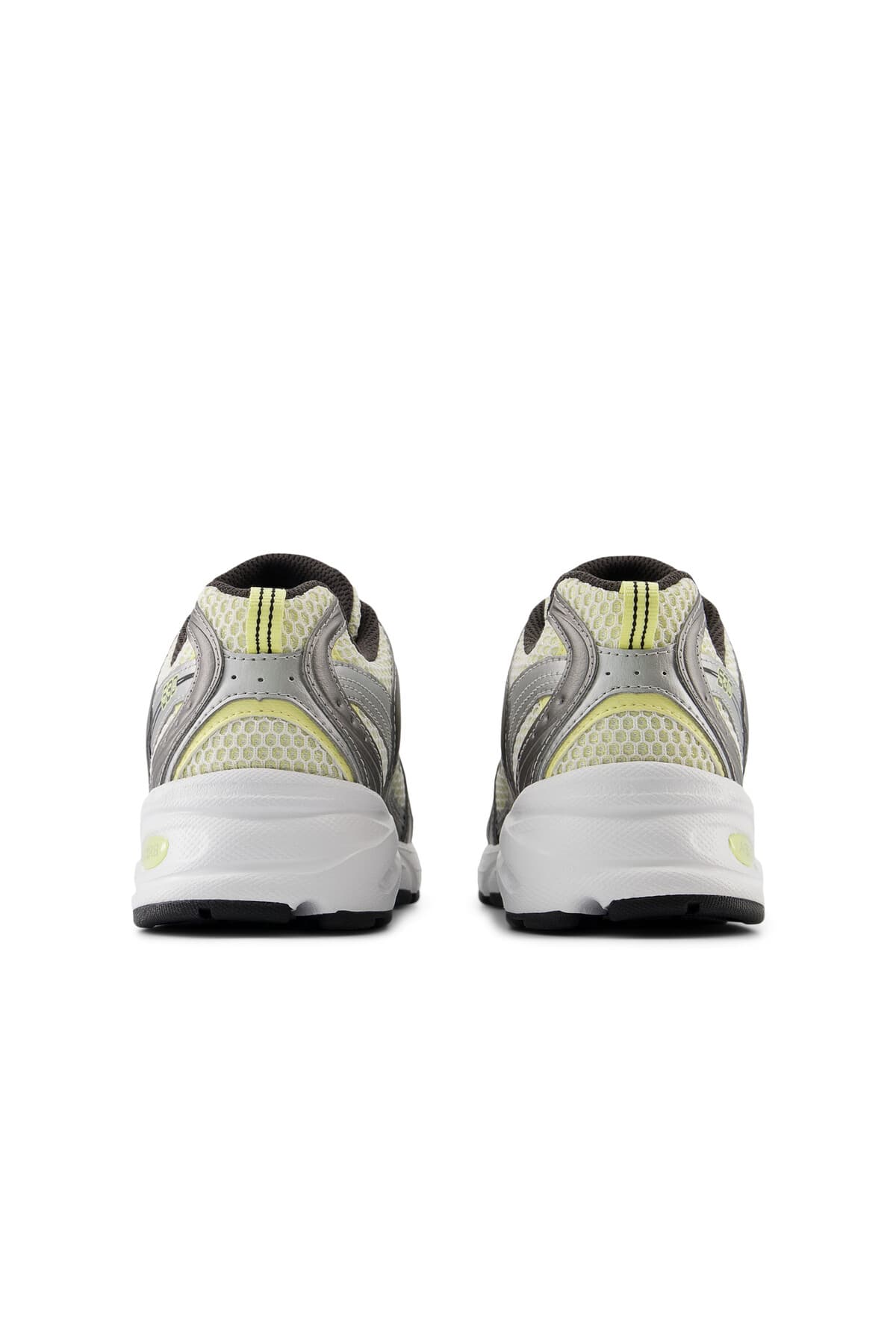 کفش اسنیکر نیو بالانس زنانه پارچه نقره اي بیسیک راسته کژوال/روزمره | New Balance U530ADG CN — تصویر ۵