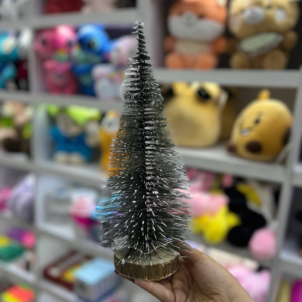 درخت کریسمس چراغدار — تصویر ۲