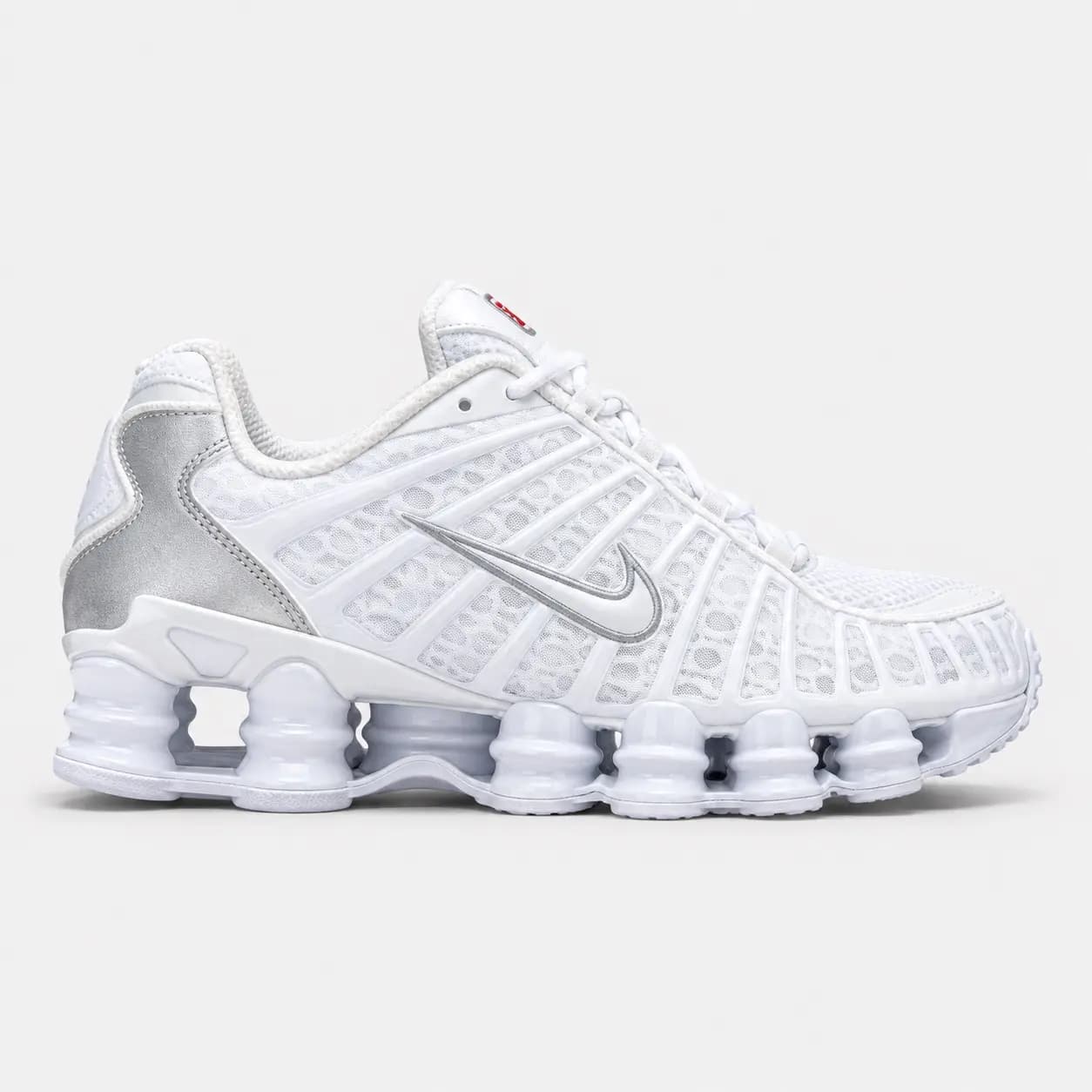کتونی نایک ایر مکس شاکس سفید | Nike Shox TL