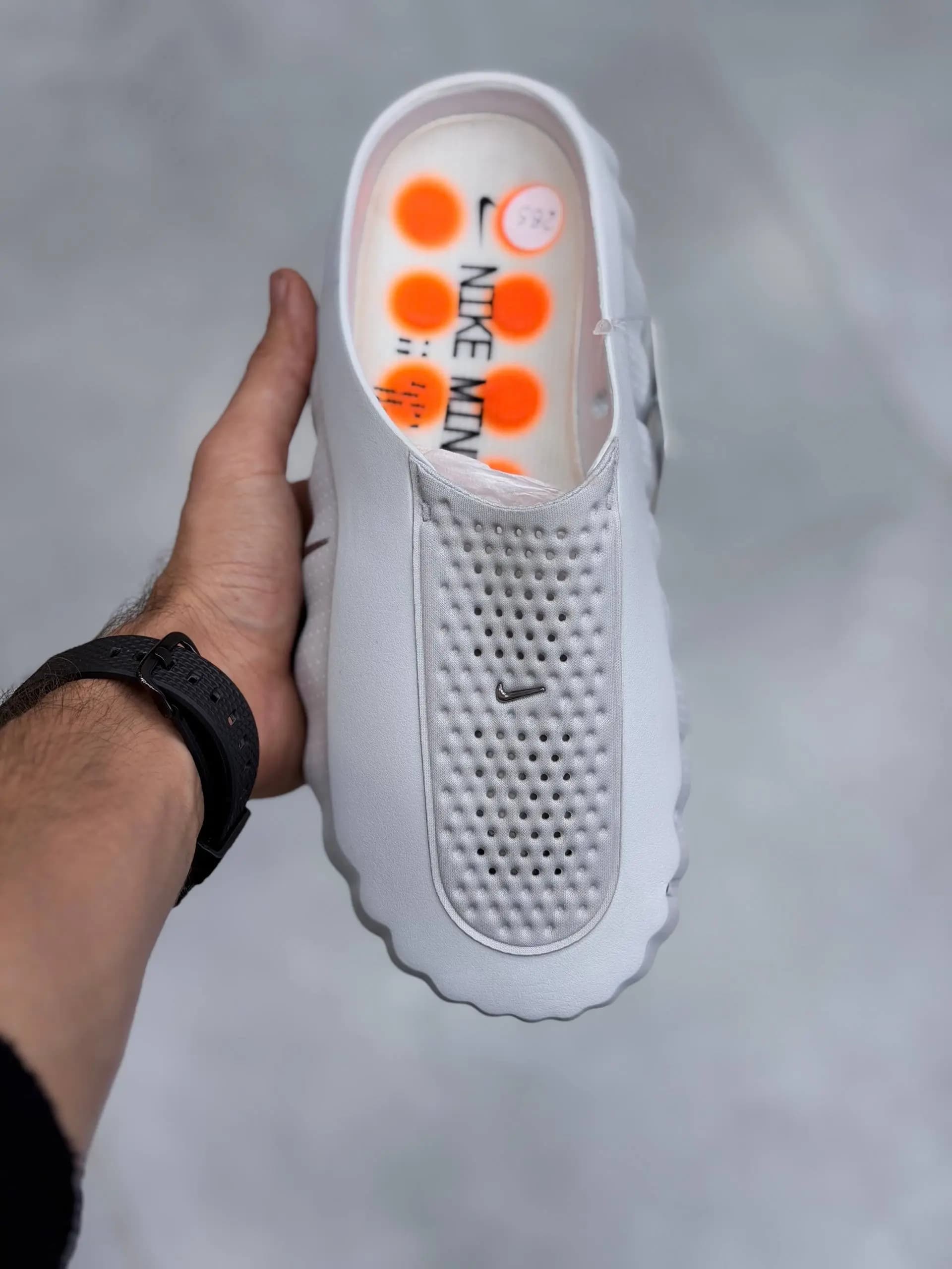 صندل نایک اسلیپر مایند سفید Nike Mind 001 — تصویر ۳