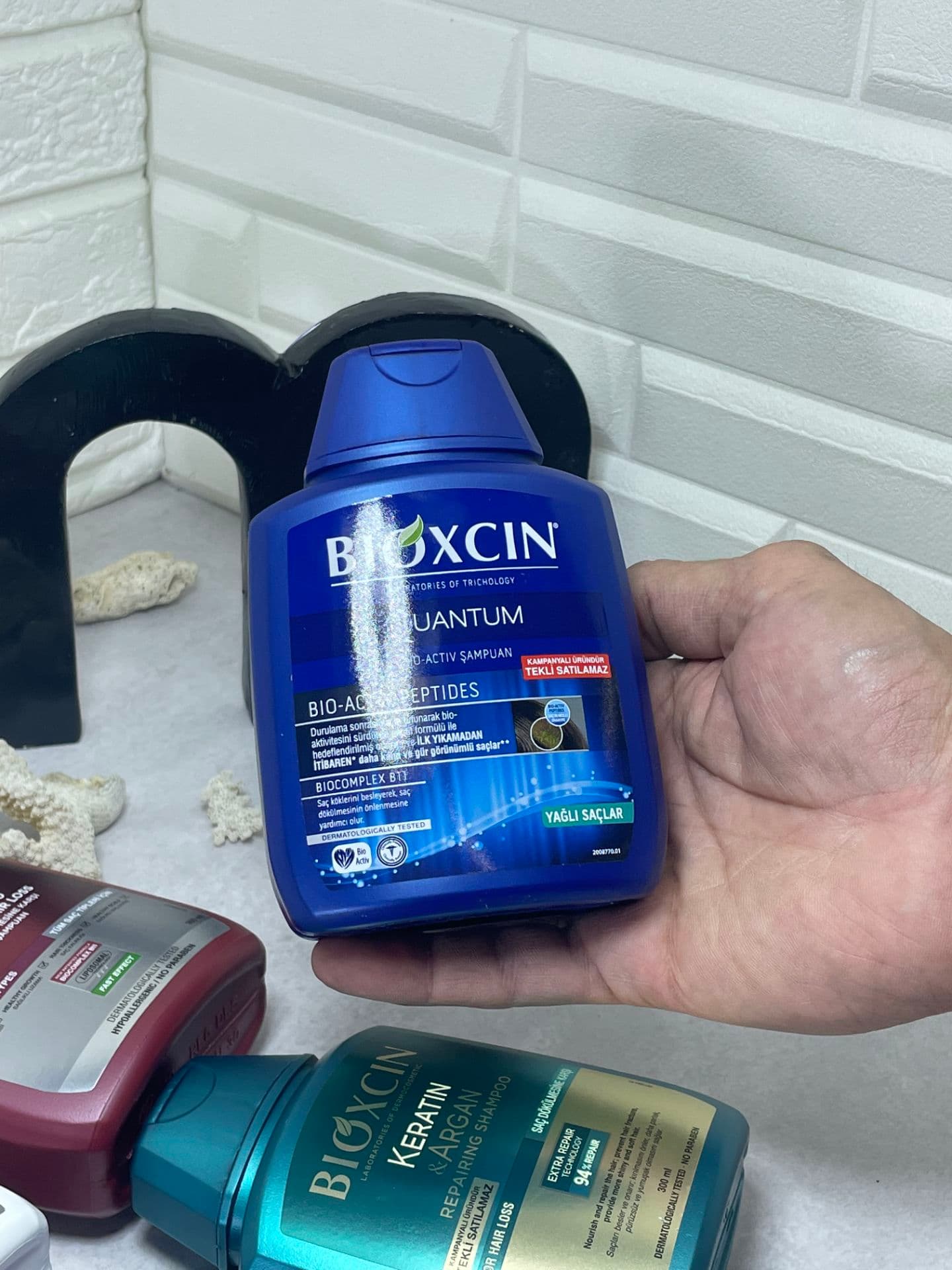 شامپو بیوکسین مدل کوانتوم (Bioxcin Quantum Shampoo)