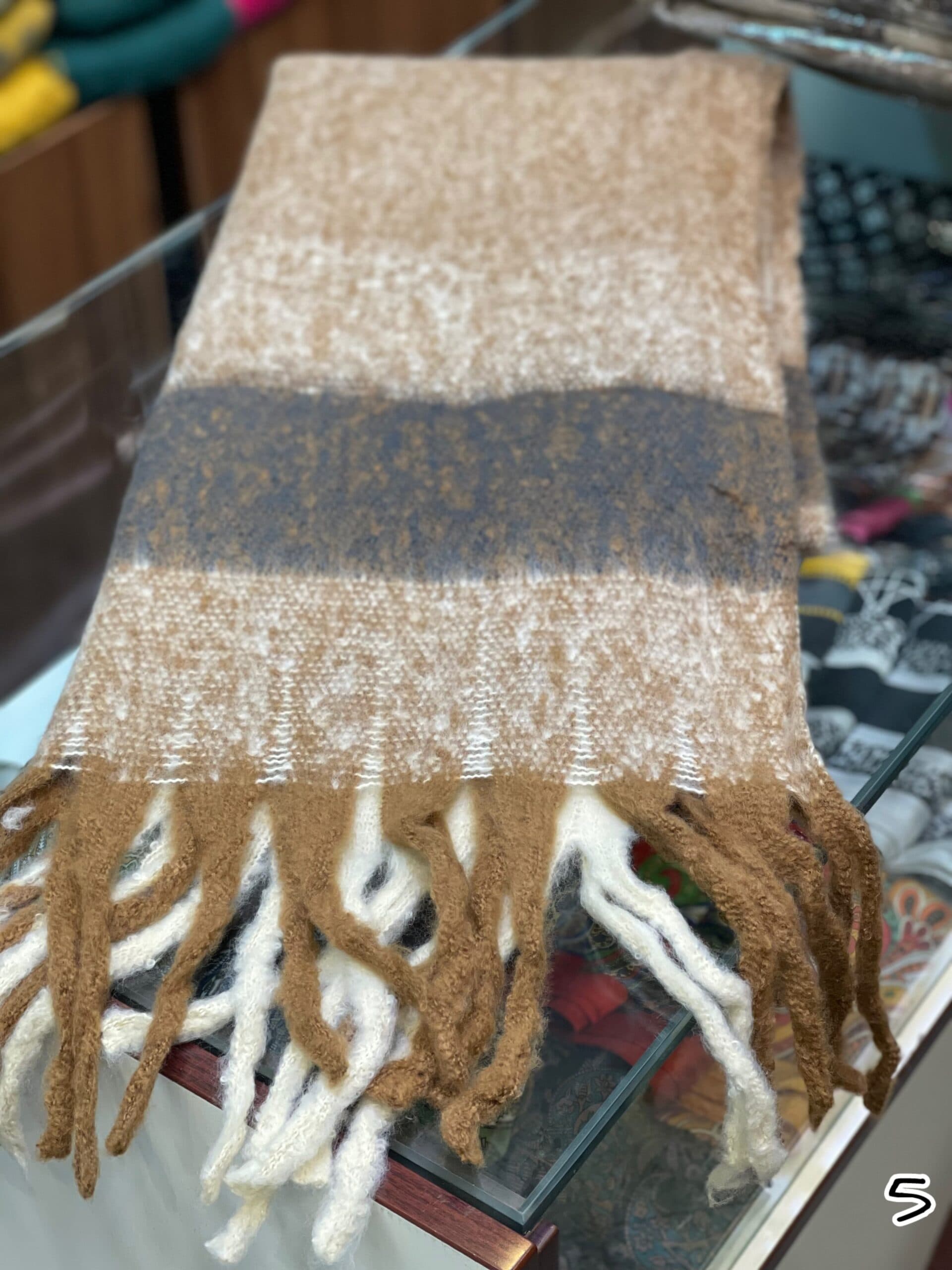 بیگ‌اسکارف موکا — تصویر ۷