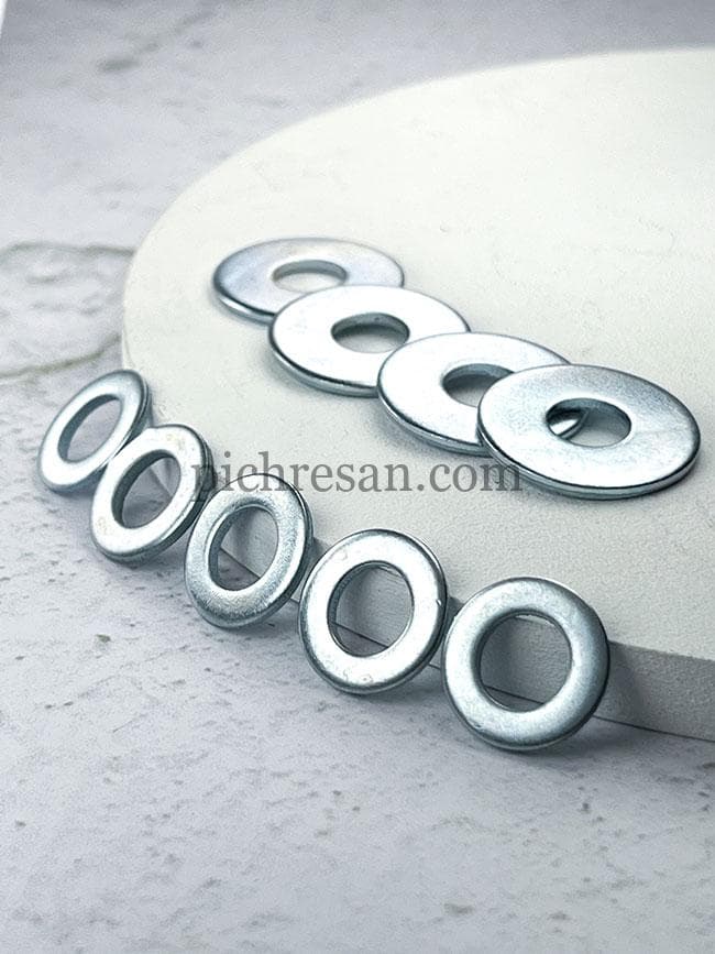 واشرتخت آهنی سایز 6 دور 14 میلیمتر بسته 1000 عددی