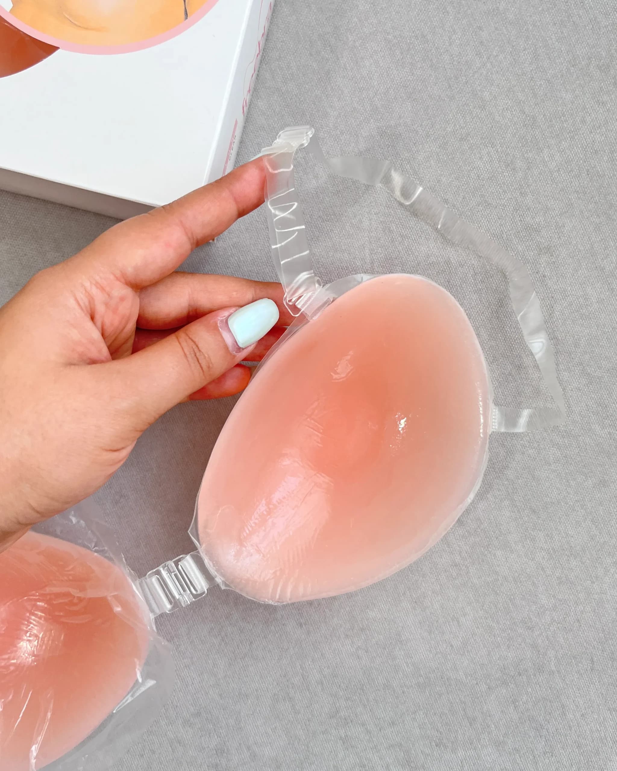 سوتین ژله ای چسبی freebra — تصویر ۵