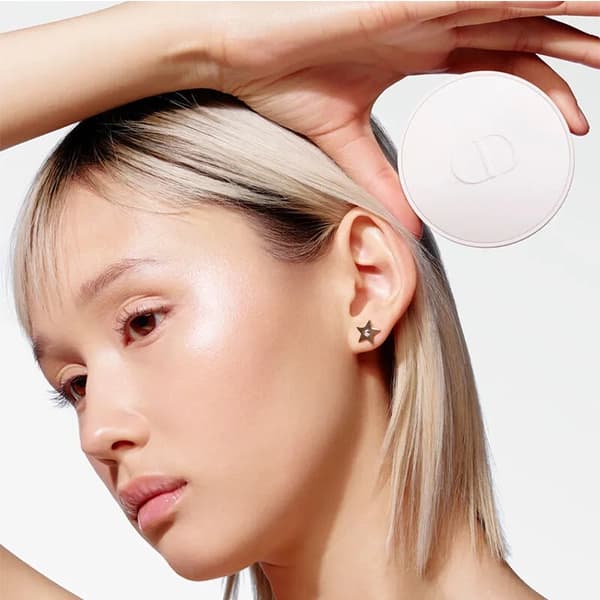 کوشن ضدآفتاب دیور Diorsnow UV Shield Cushion SPF50 PA+++ — تصویر ۳