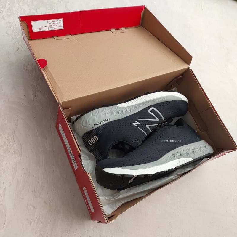 کفش رانینگ مردانه نیو بالانس New Balance M880k13 مشکی — تصویر ۲