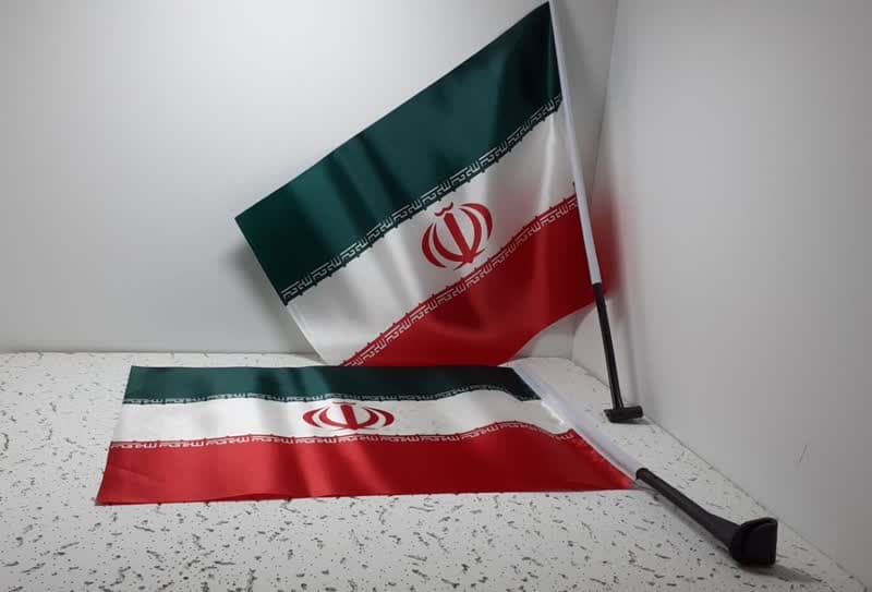 پرچم ایران ماشینی — تصویر ۲